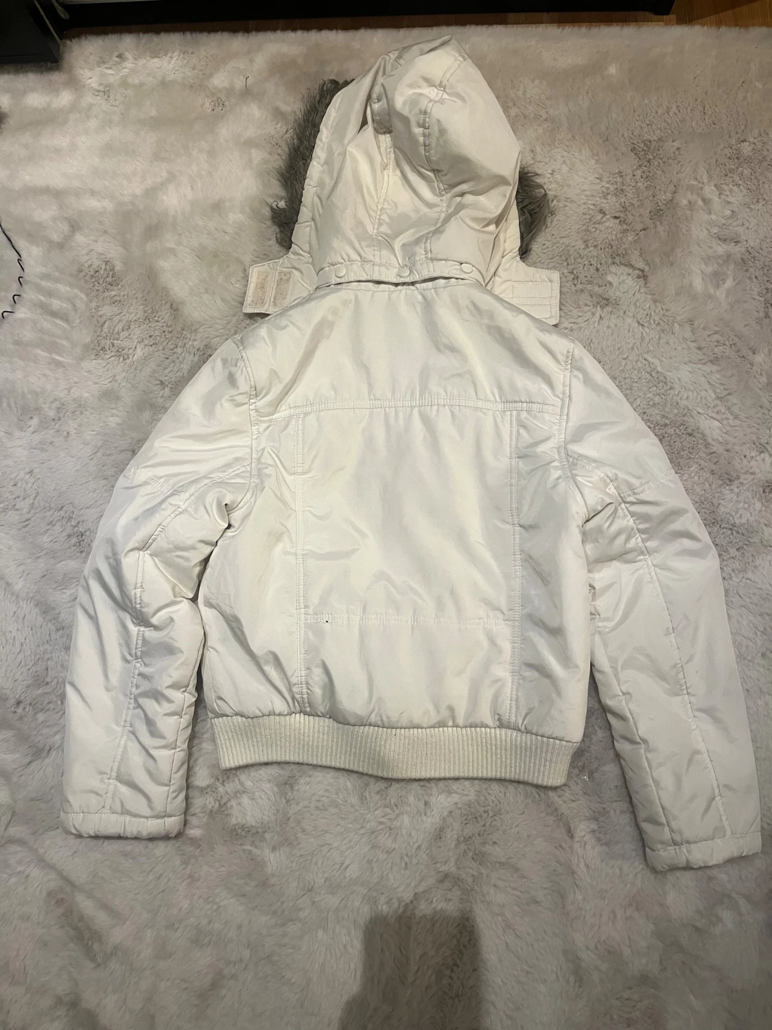 Vit pufferjacka College Athlete - 1