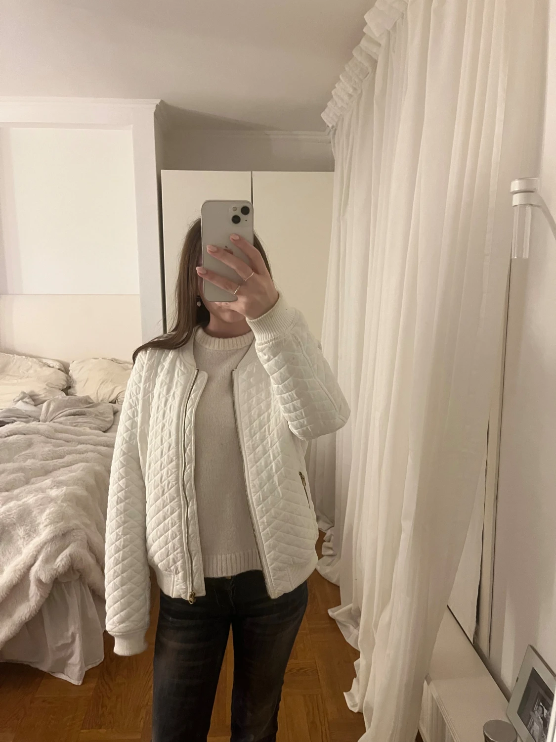 Vit bomber jacka - 4