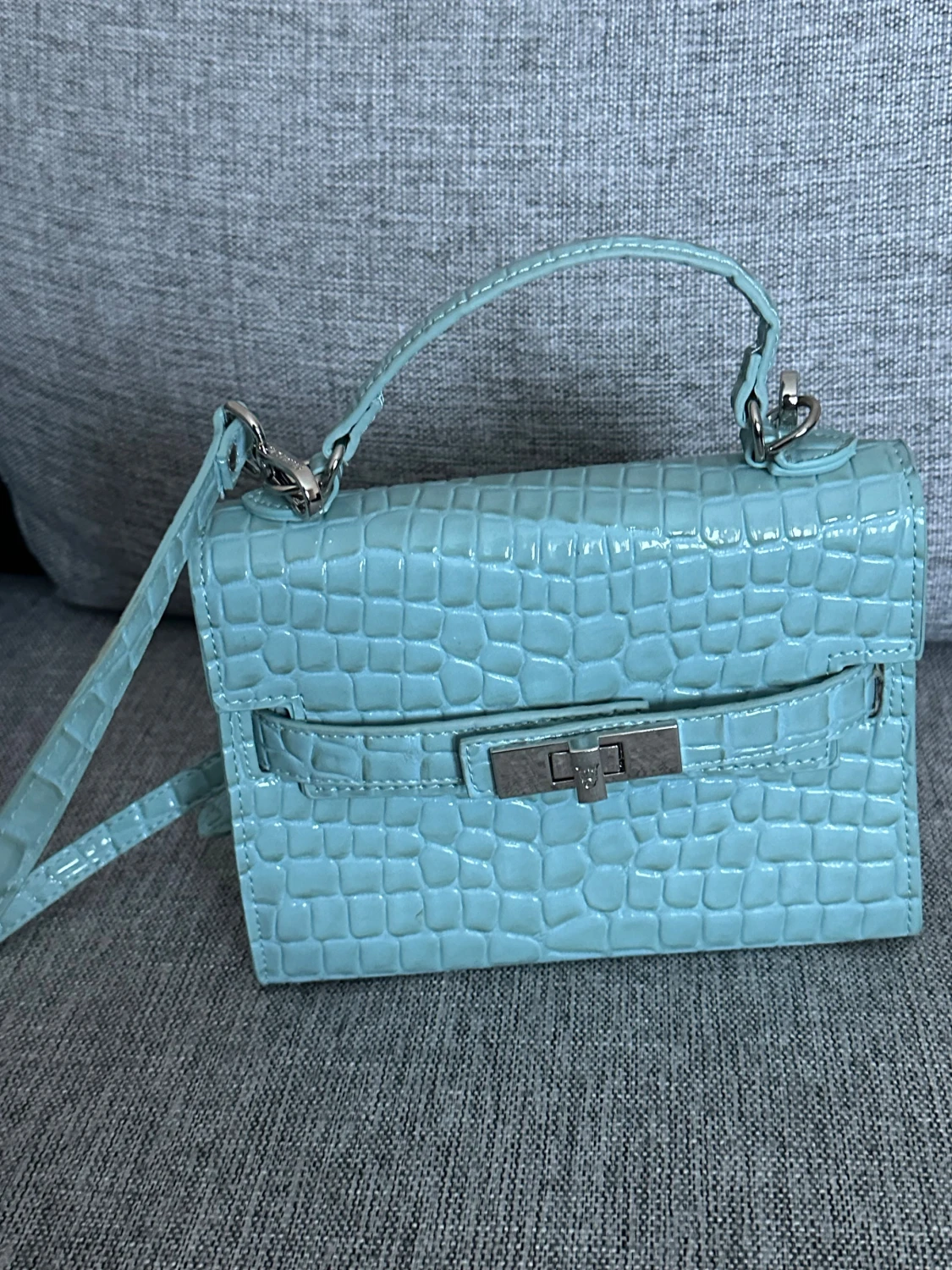 Turkos axelväska från Steve Madden - 1