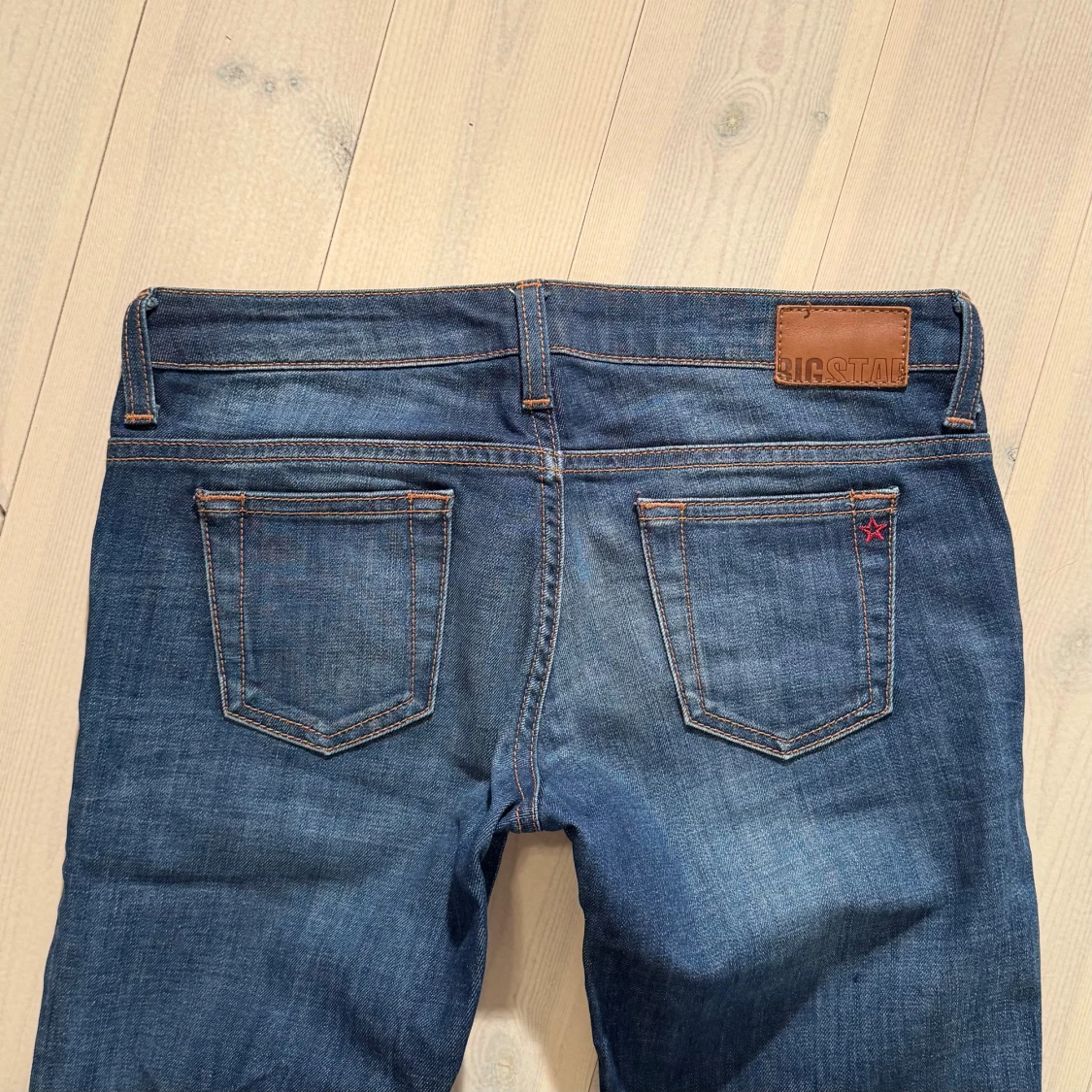 Lågmidjade bootcut jeans - 4