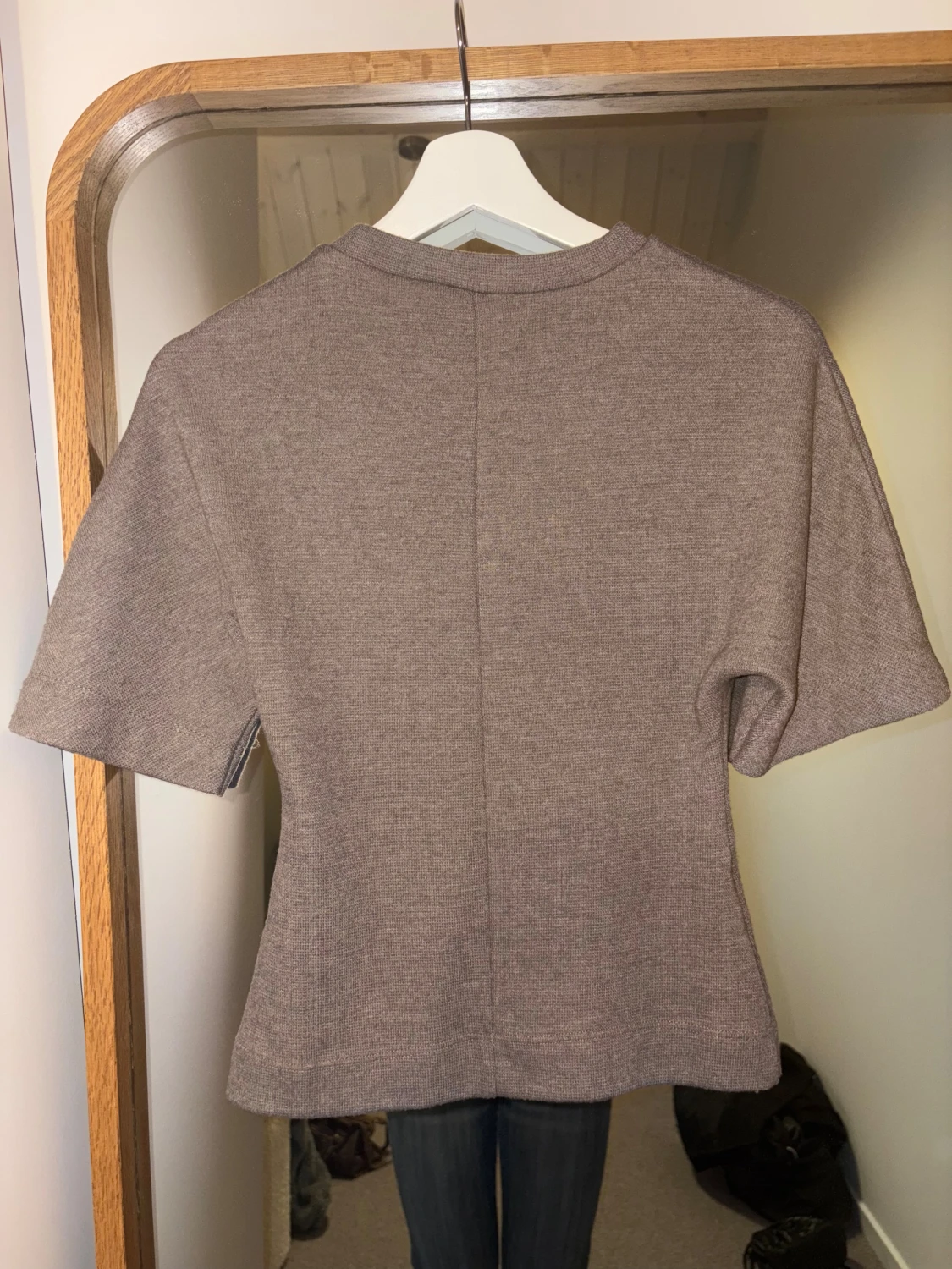 Beige ribbad topp med kort ärm - 2