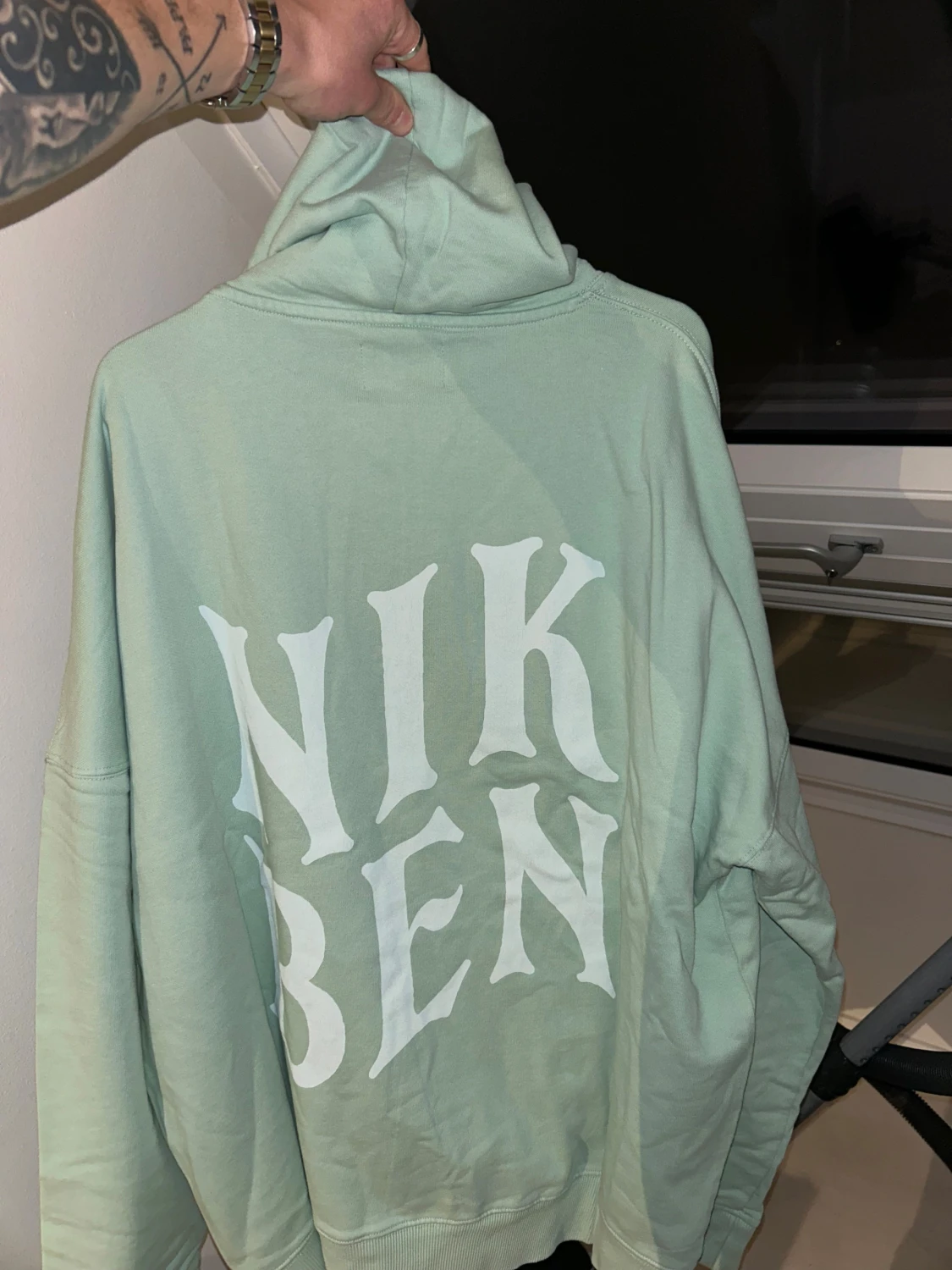 Mintgrön hoodie från Nikben - 1