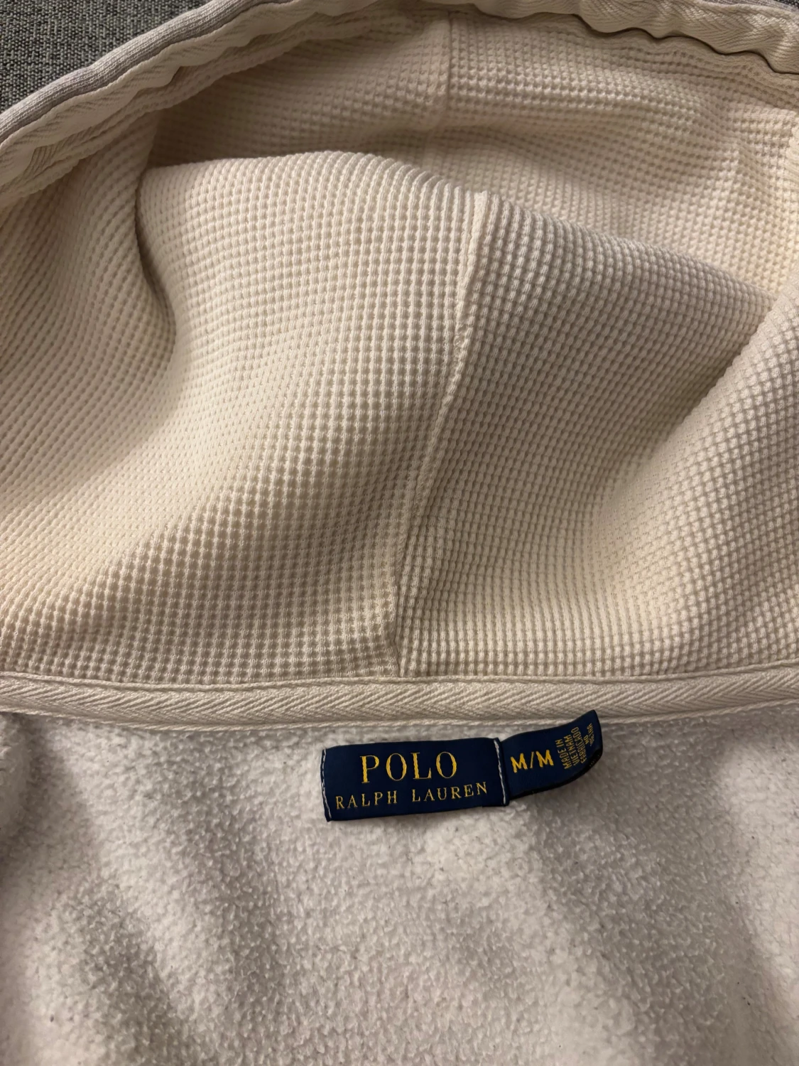 Grå hoodie från Polo Ralph Lauren - 2