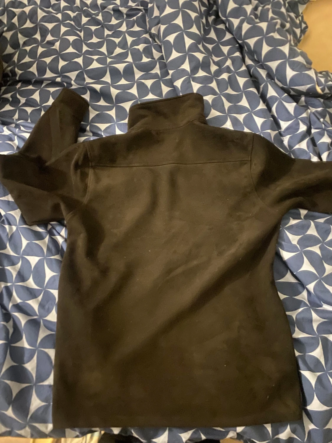 Svart overshirt , storlek m - 2