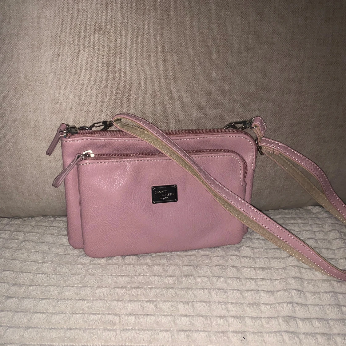 Lila axelremsväska - 4