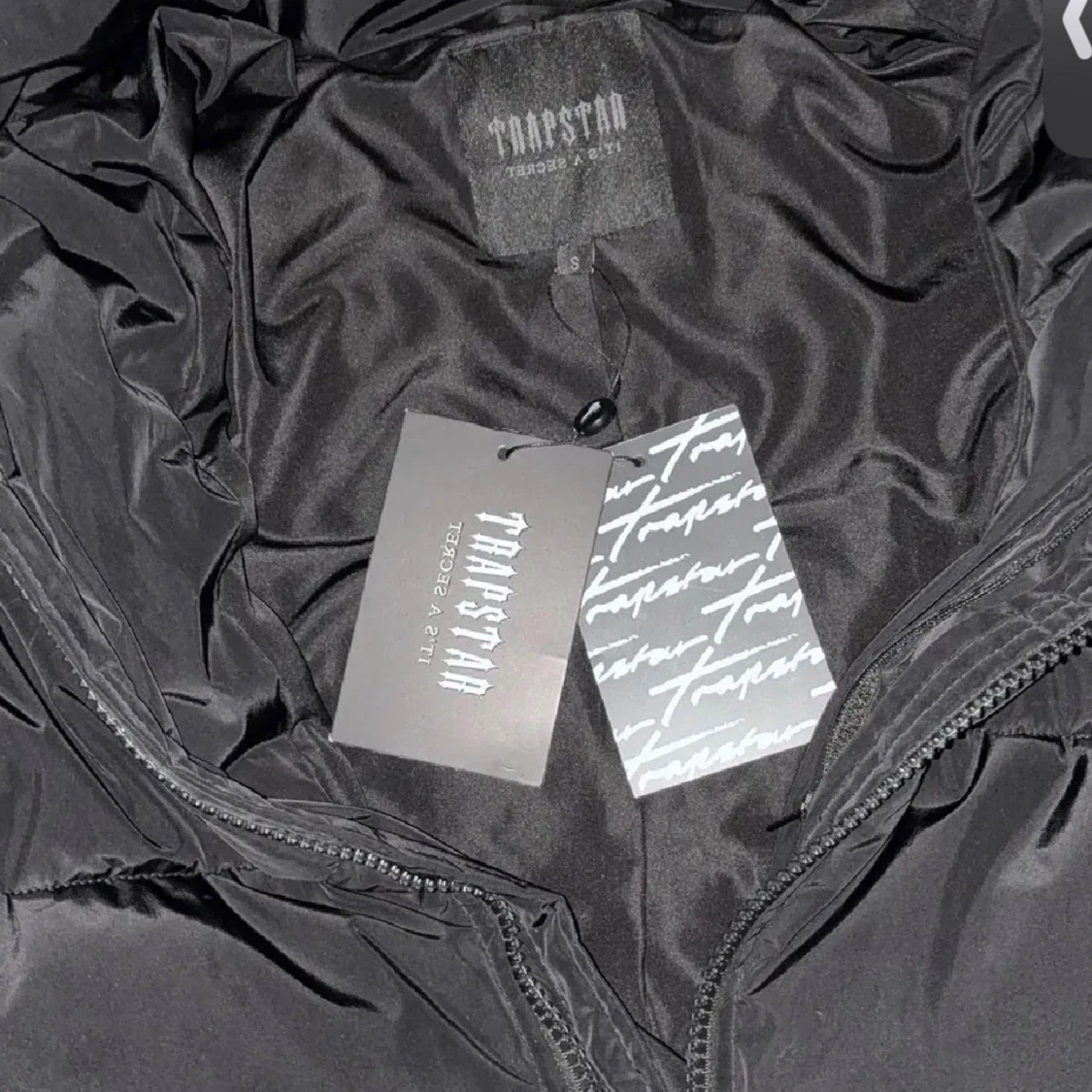 Svart pufferjacka från Trapstar - 2