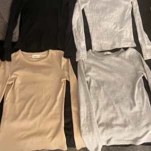 4 basically basics långärmade tröjor  - Fortfarande i bra skick, alla tröjor är i storlek xs förutom den svarta som är i xxs