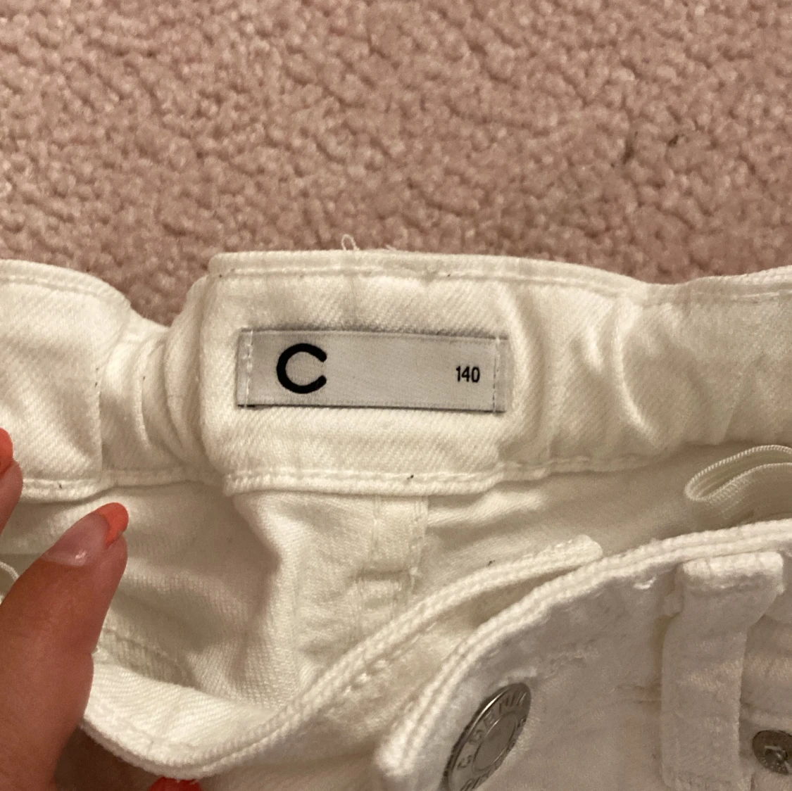 Vita fransiga shorts från Cubus - 3