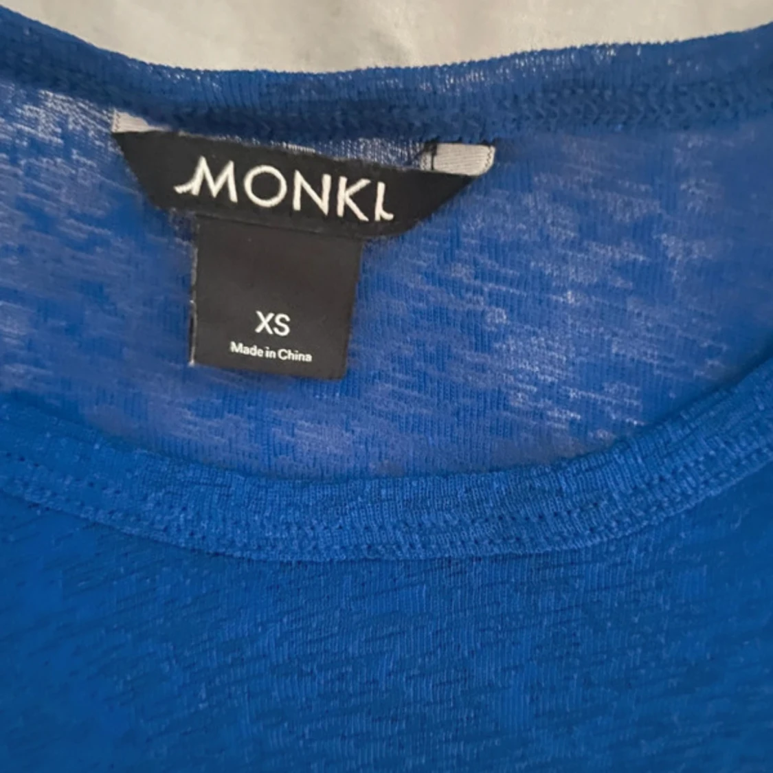 Blå långärmad topp från Monki - 2