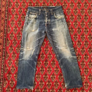 Nudie Jeans Big Bengt - Hej! Säljer nu dessa riktigt snygga och unika nudie jeansen i modell Big Bengt! De är storlek 29:32! Hör av dig vid frågor eller funderingar!