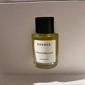 Essnce parfym  - Essnce parfym ”Carashmellow” HELT NY!!💖💖