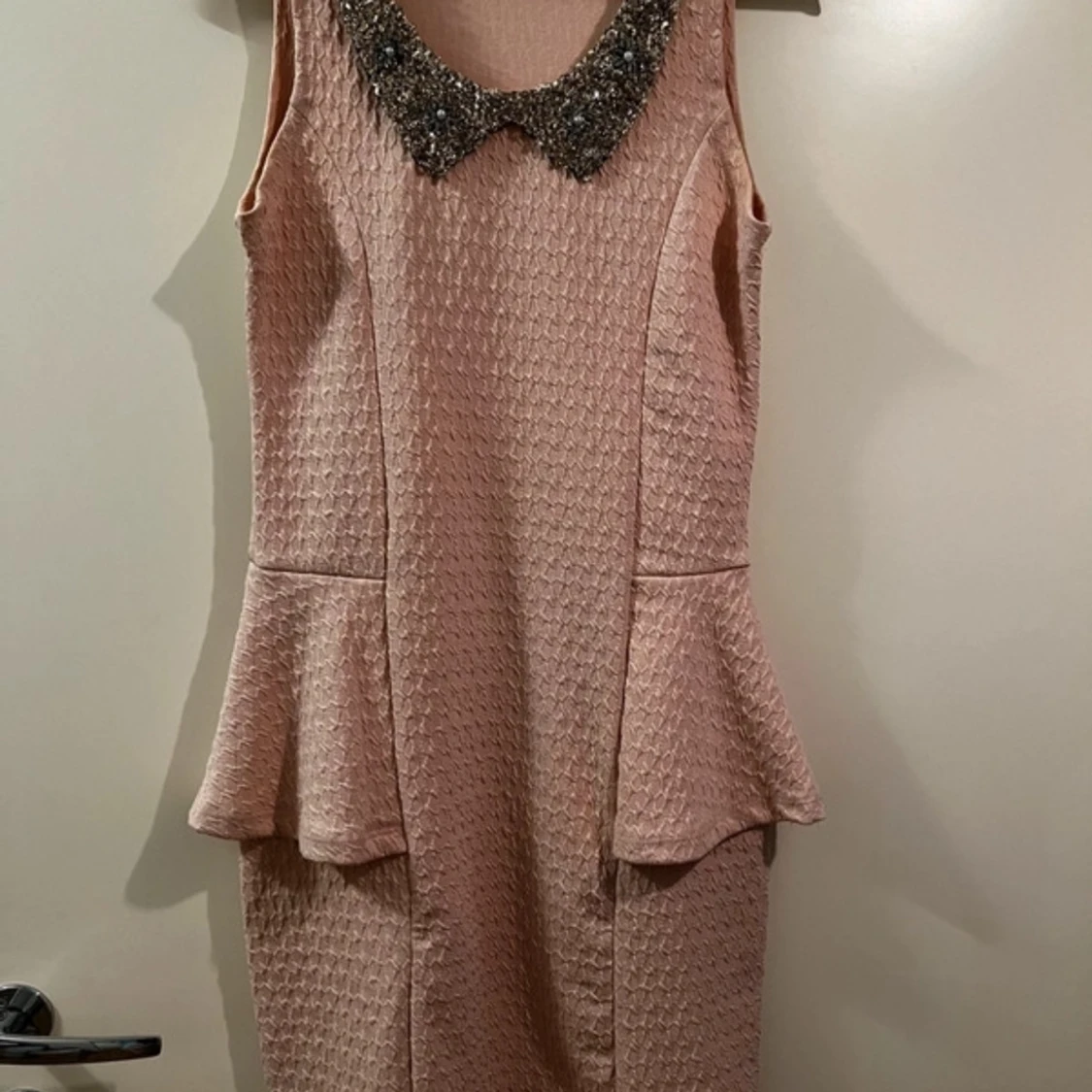 Rosa klänning från Robin