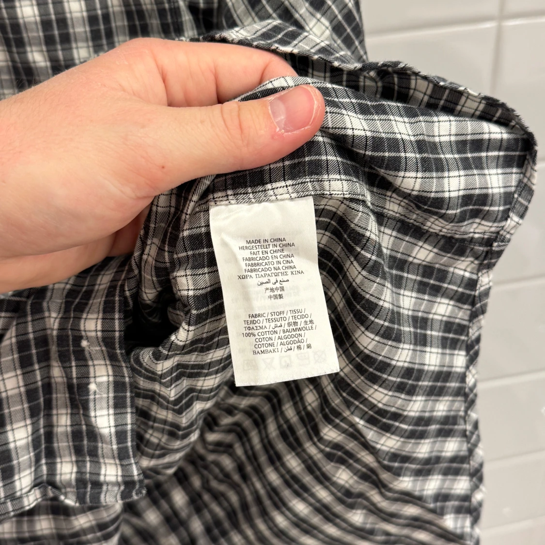 Rutig skjorta från GANT i gråbeigea toner – Storlek S - 91