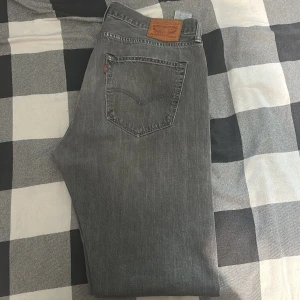 Levis 501 vintage - Säljer mina 501 mintage i storlek 36:32 som har en helt sjuk tvätt som man ser på bilderna,