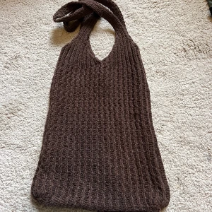 virkad väska - säljer min fina virkade tote-bag 💓