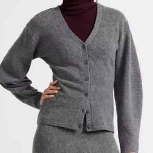 Grå kofta - Grå kofta från zara  Väldigt fin Pris kan diskuteras 💗
