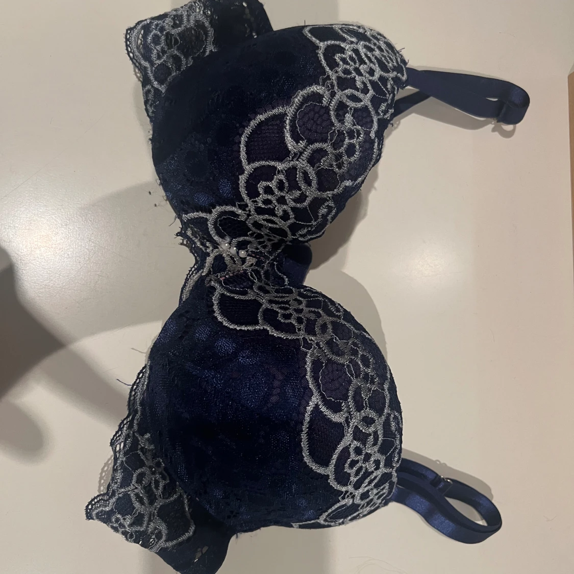 Blå spets bh
