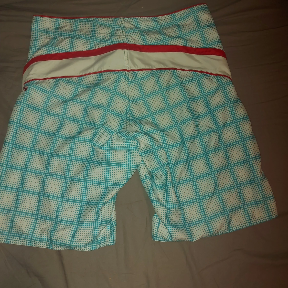 Rutig badshorts från Billabong - 90