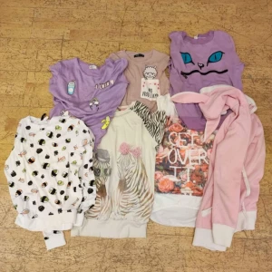 sju st kawaii tröjor strl s-m - du får alla sju för 150 kr! använda men i gott skick.