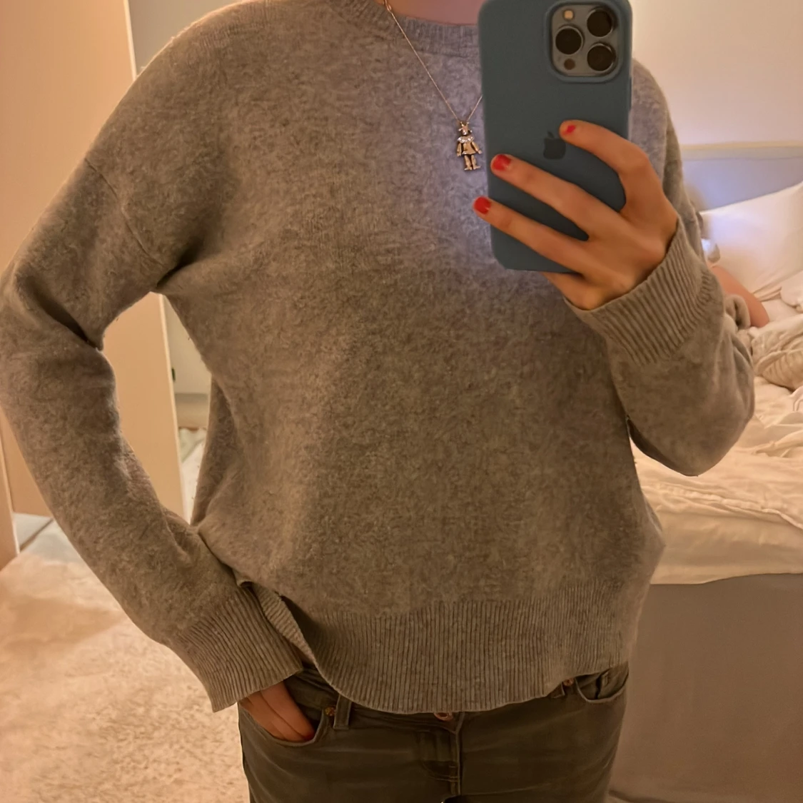 Grå stickad tröja - 90