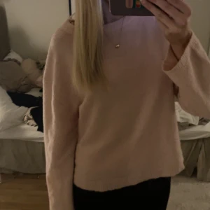 Rosa stickad - Bra skick