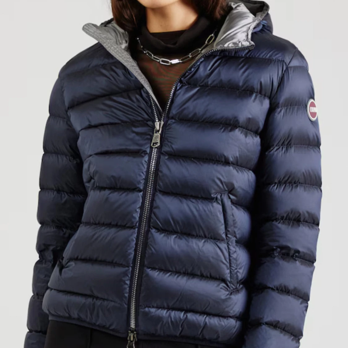 Mörkblå dunjacka med dragkedja