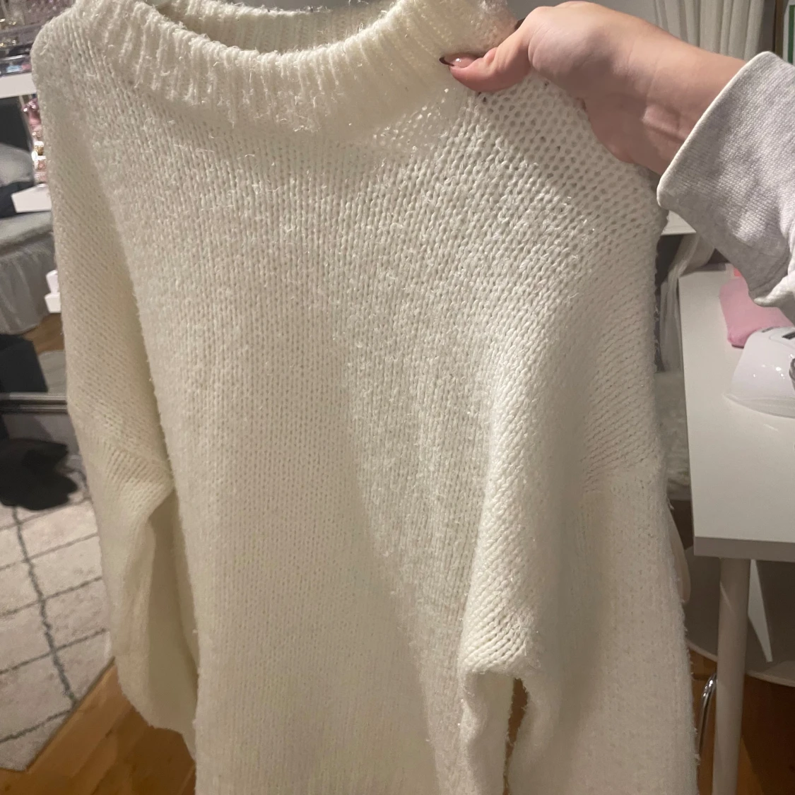 Vit stickad tröja - 92