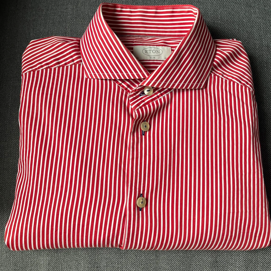 Röd- och vitrandig skjorta från Eton - 91