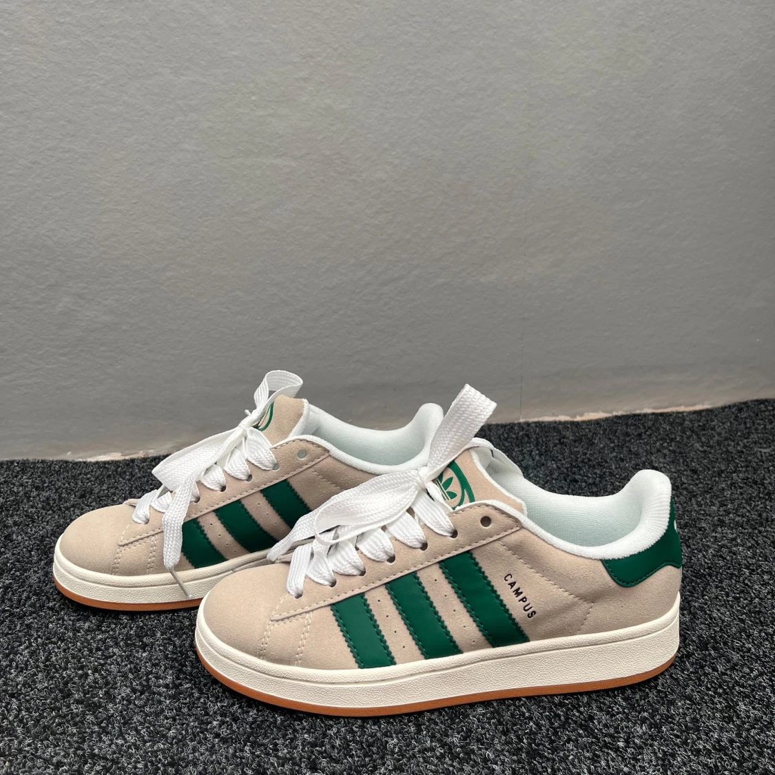 Adidas campus 00