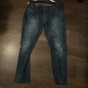 Nudie Jeans Grim Tim - Fett snygga nudie jeans av modell Grim Tim som dessvärre inte passar. Känn dig fri att fråga om du undrar något!