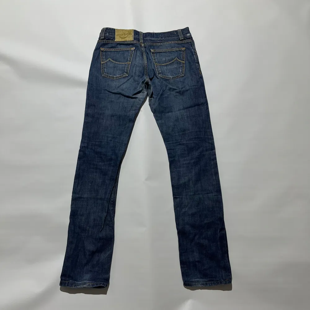 Skick: 8/10 Nypris: 5399kr Modell: 620. Farkut & Housut.