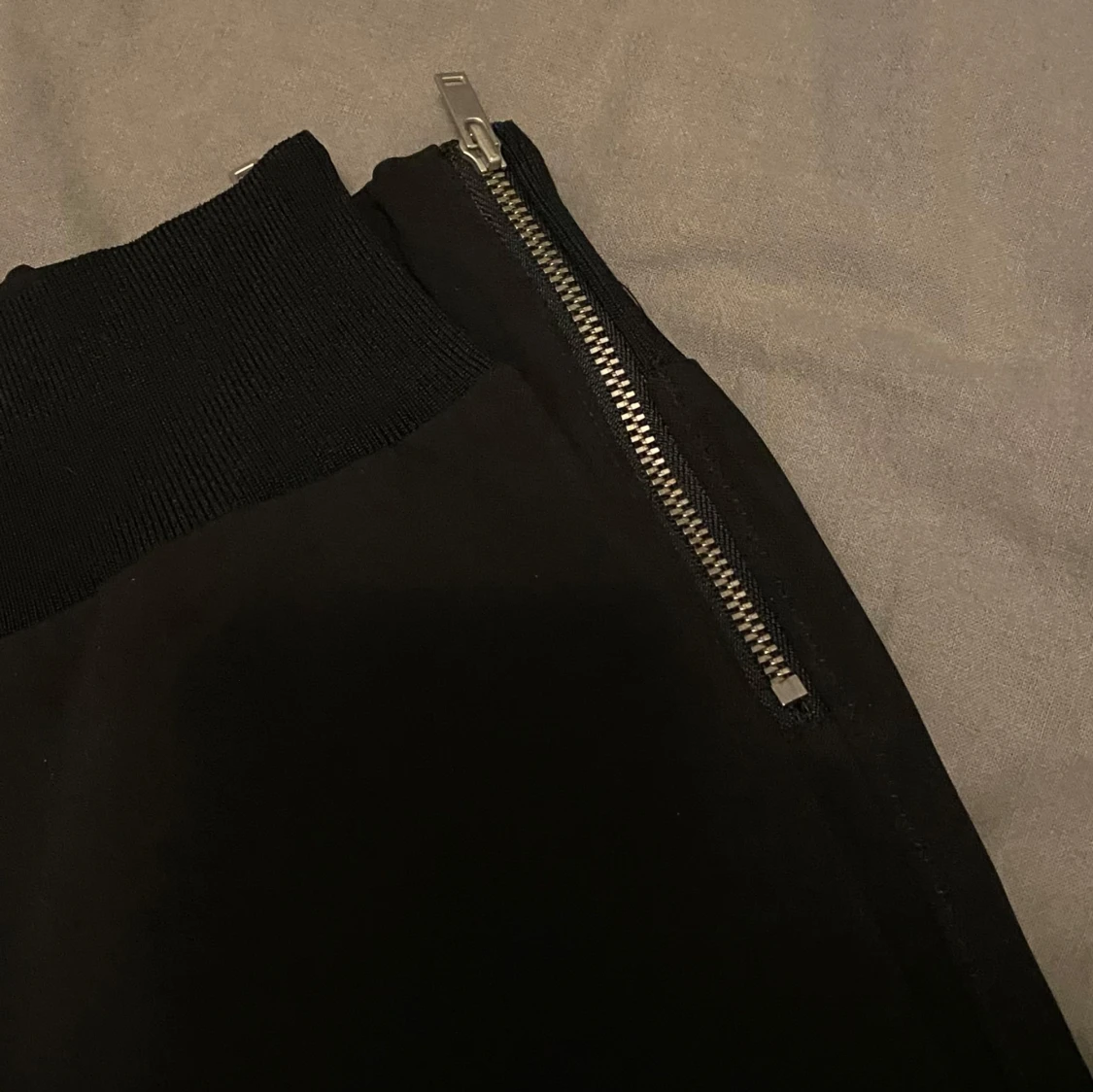 Svarta byxor från InWear - 90