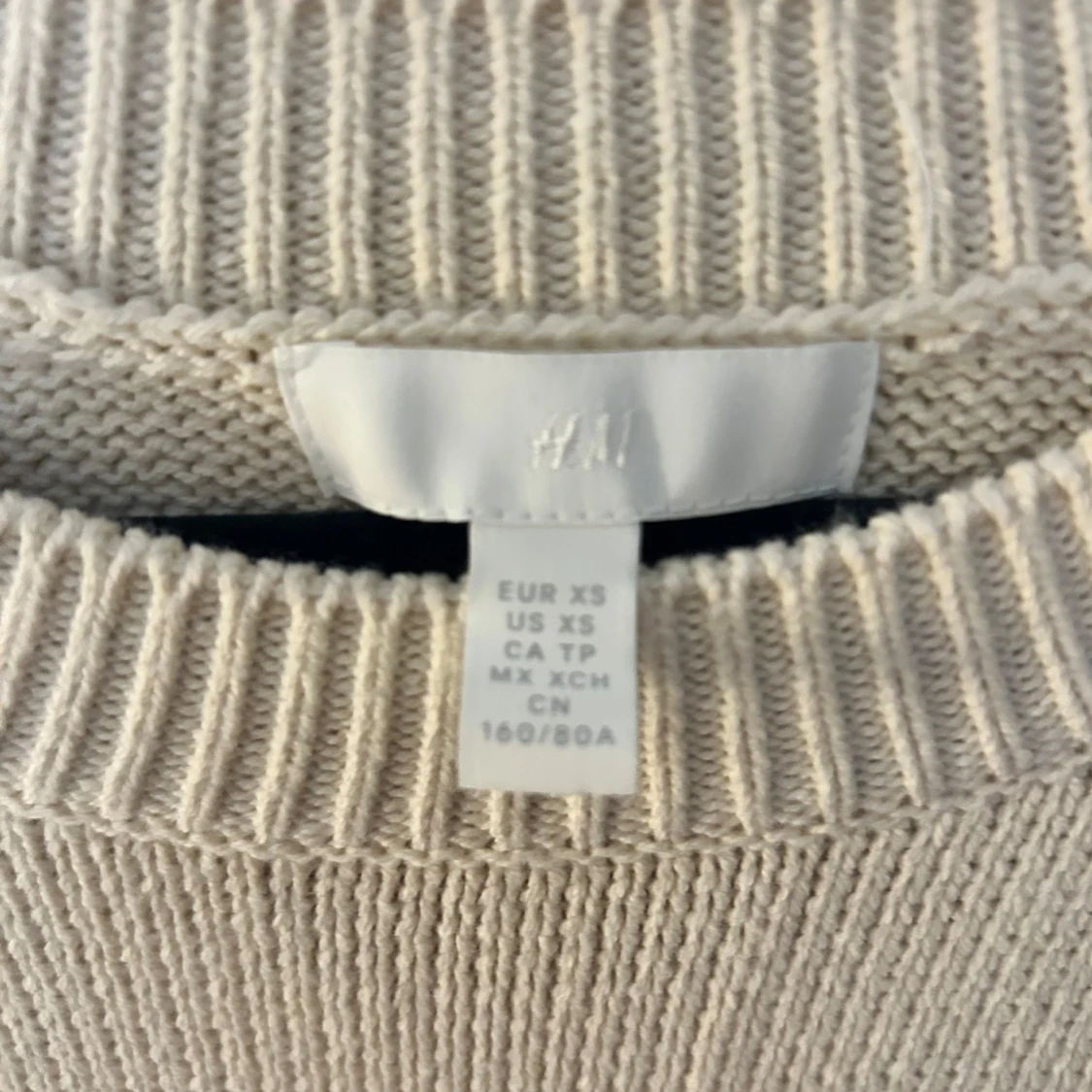 Beige ärmlös klänning från H&M - 90