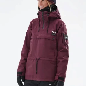 Vinröd skidjacka från Dope - Snygg vinröd skidjacka från dope, i fint skick även då jag användt den i två skid säsonger💕stl Xs men passar mor som brukar ha S