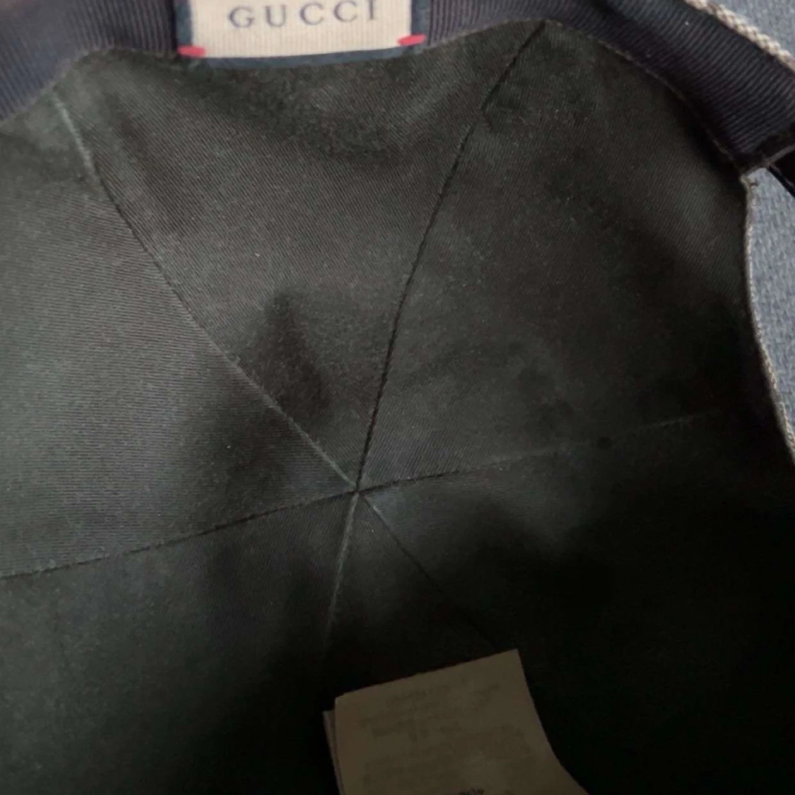 Beige keps från Gucci - 92