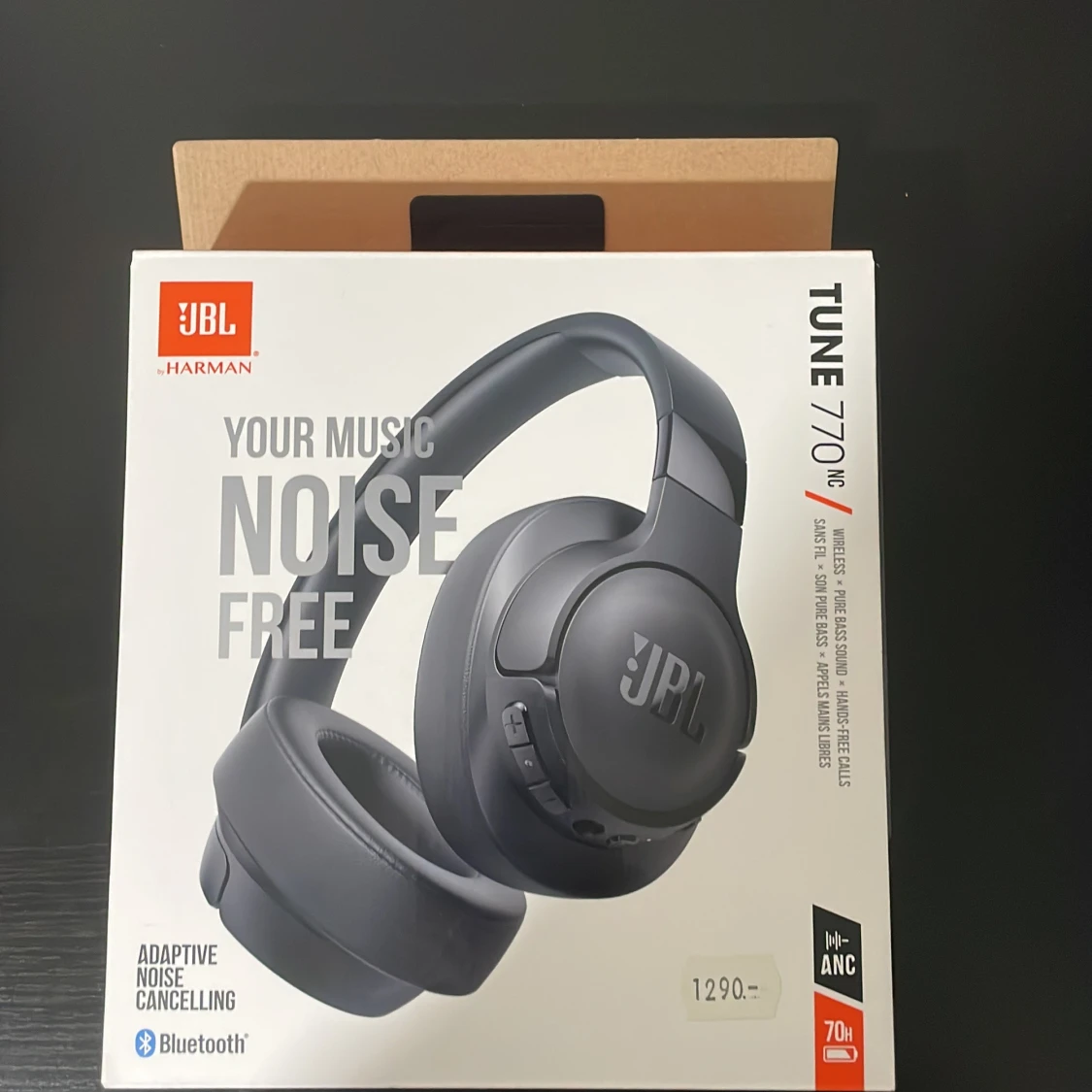 JBL TUNE 770