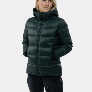 Gida Down 3.0 W Deep Forest Green - Säljer min militärgröna fina dunjacka från Eqpe. Köpt i slutet på förra året. Använd fåtal gånger. Funkar bra till vardags men även för skidåkning.❄️⛷️