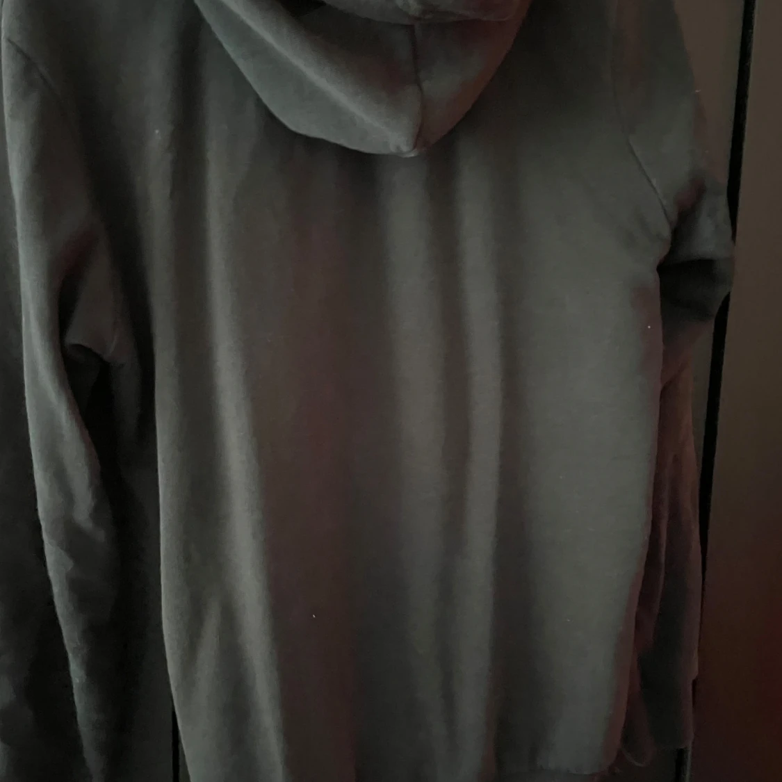 Svart hoodie från Peak Performance - 90