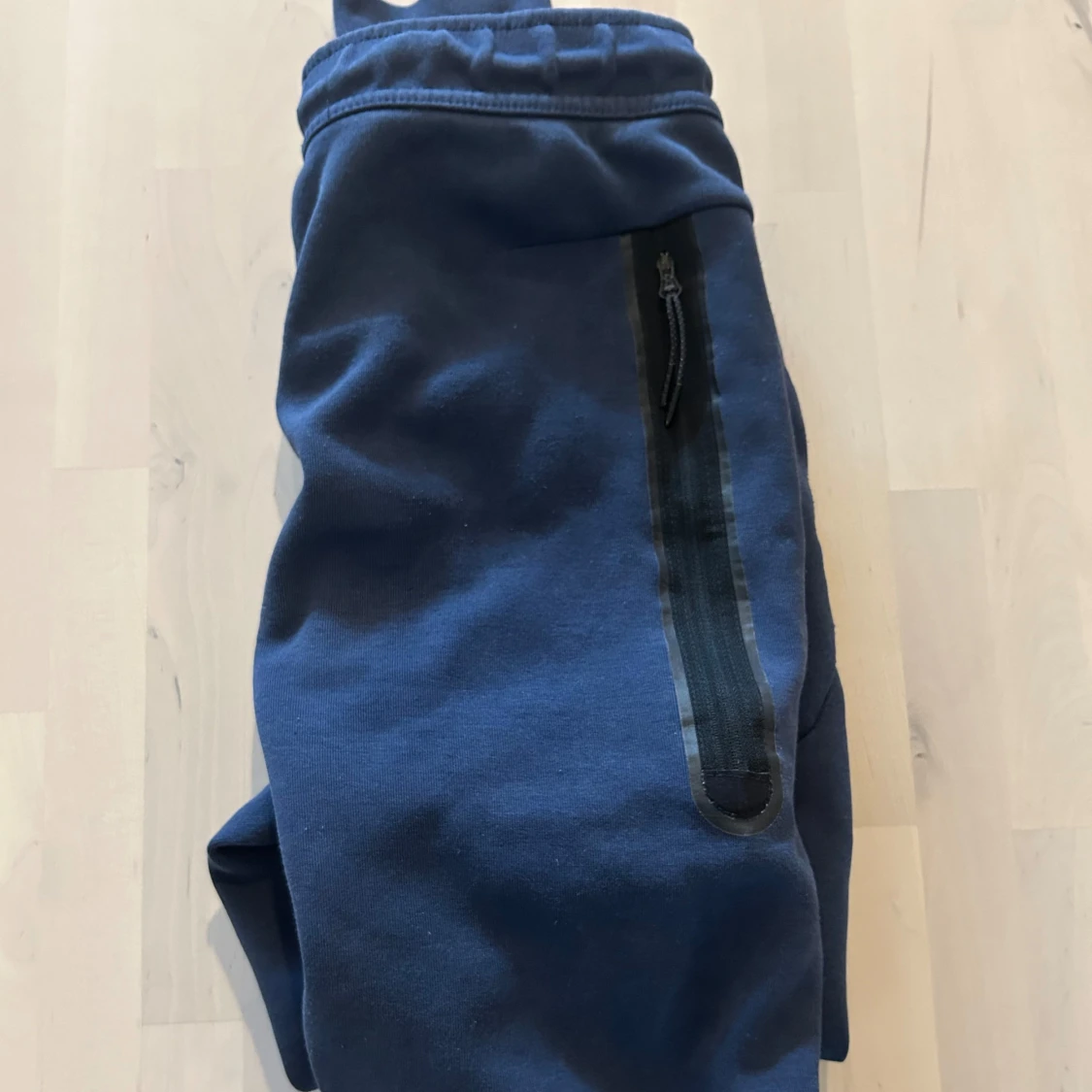 Mörkblå mjukisbyxor från Nike - 90