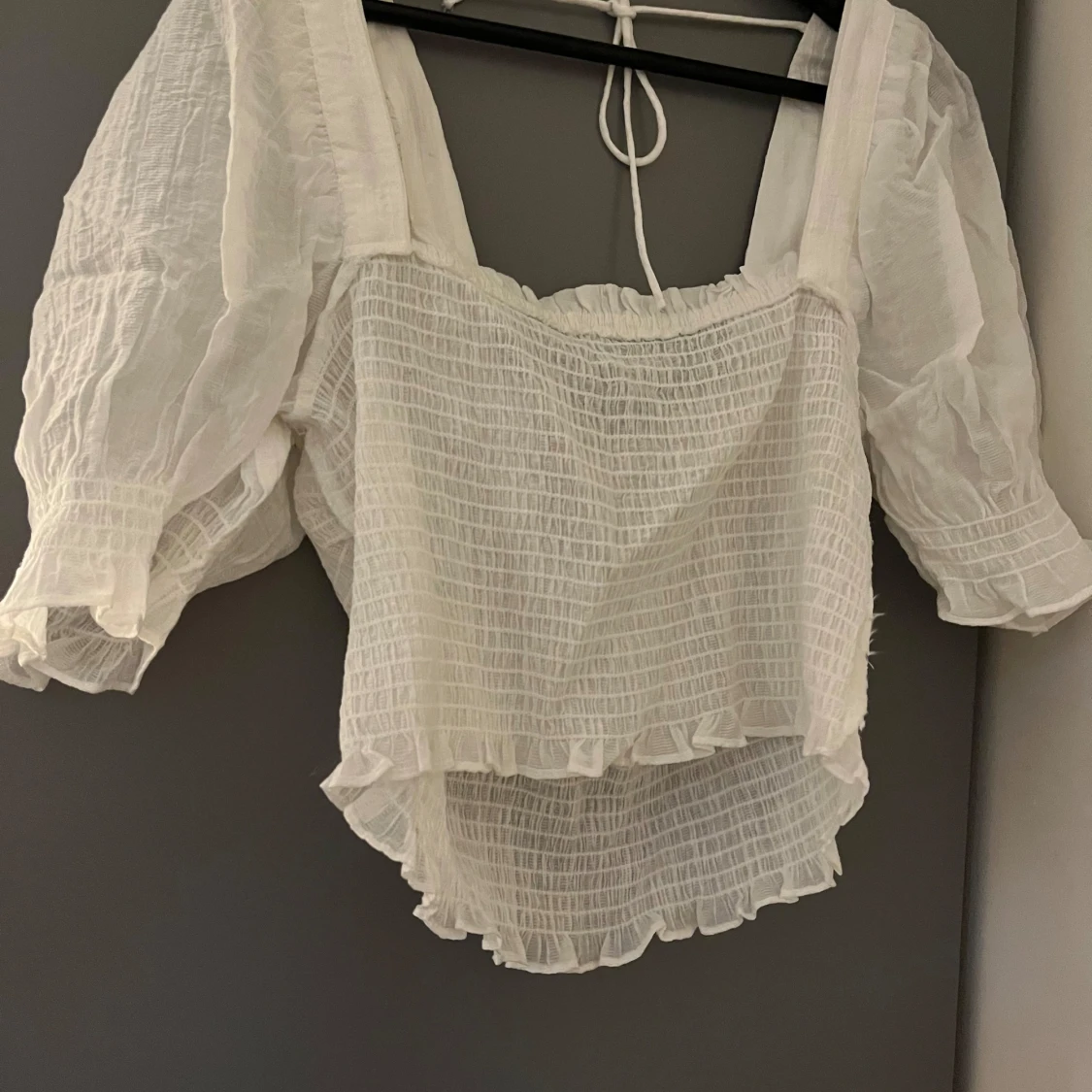 Vit puffärmad topp  - 90