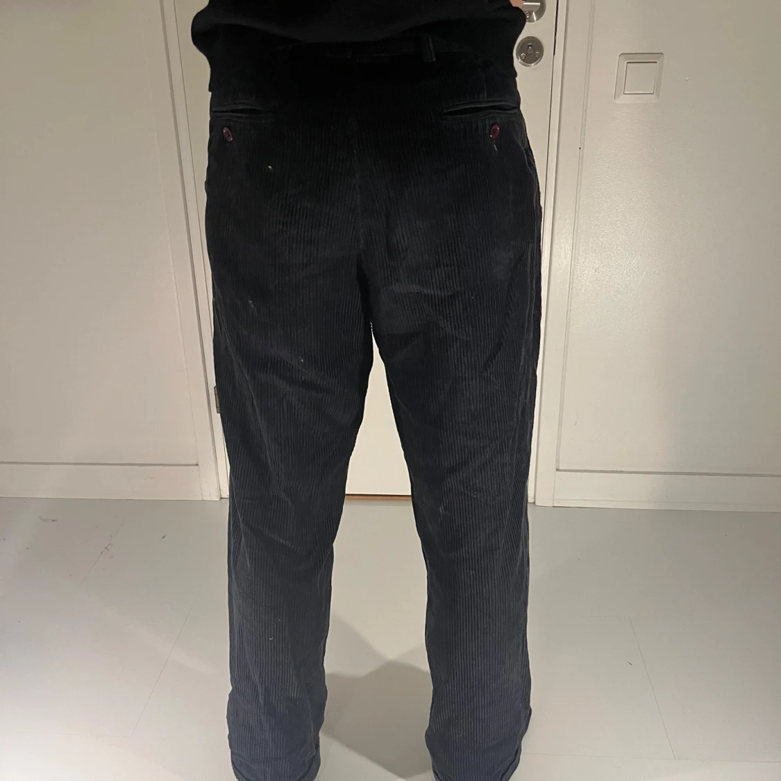 Svarta manchesterbyxor från Wampum - 1