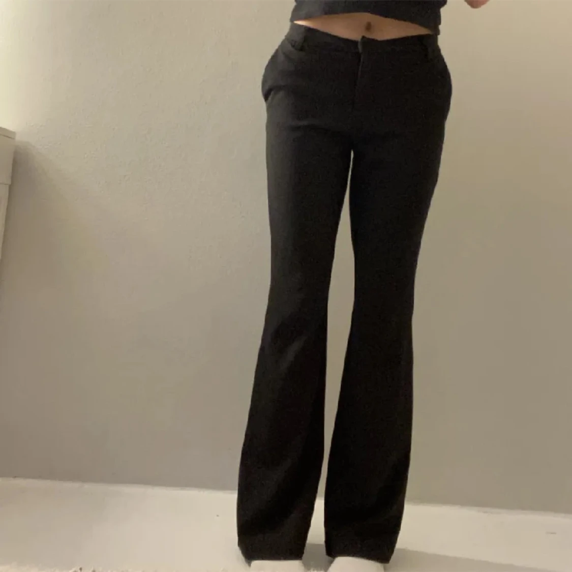 Lågmidjade kostymbyxor  - 91