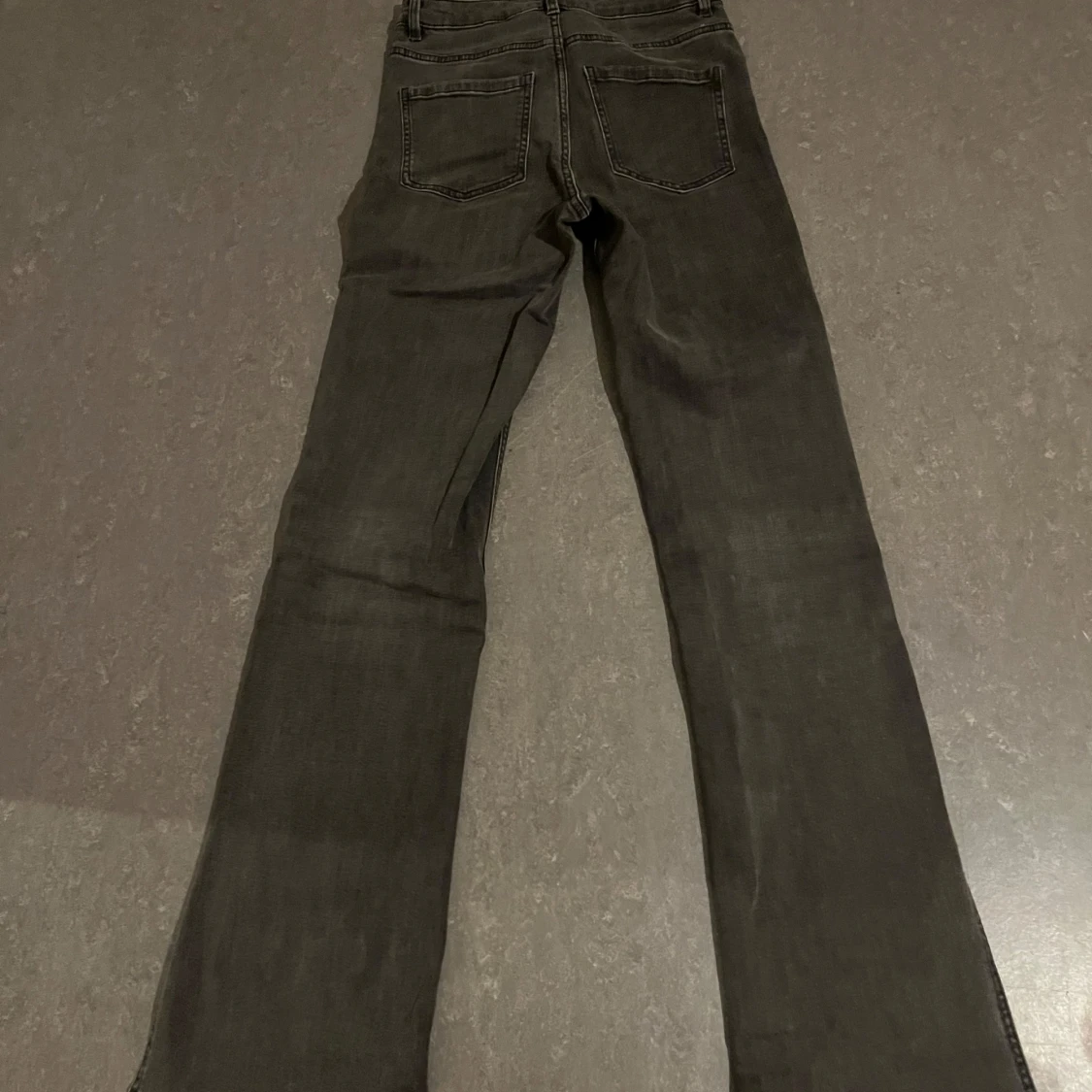 Svarta bootcut jeans från Denim - 1
