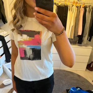 T-shirt - Superfin tröja med tryck på💕