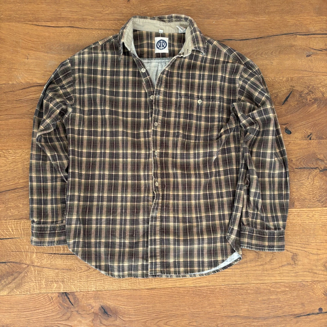 Rutig skjorta från R&R