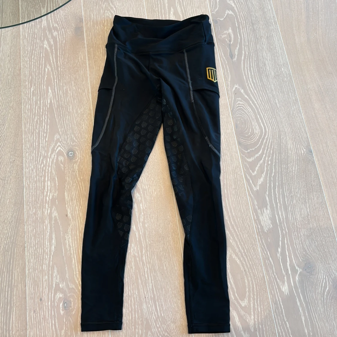 Svarta Maya Delorez ridbyxor