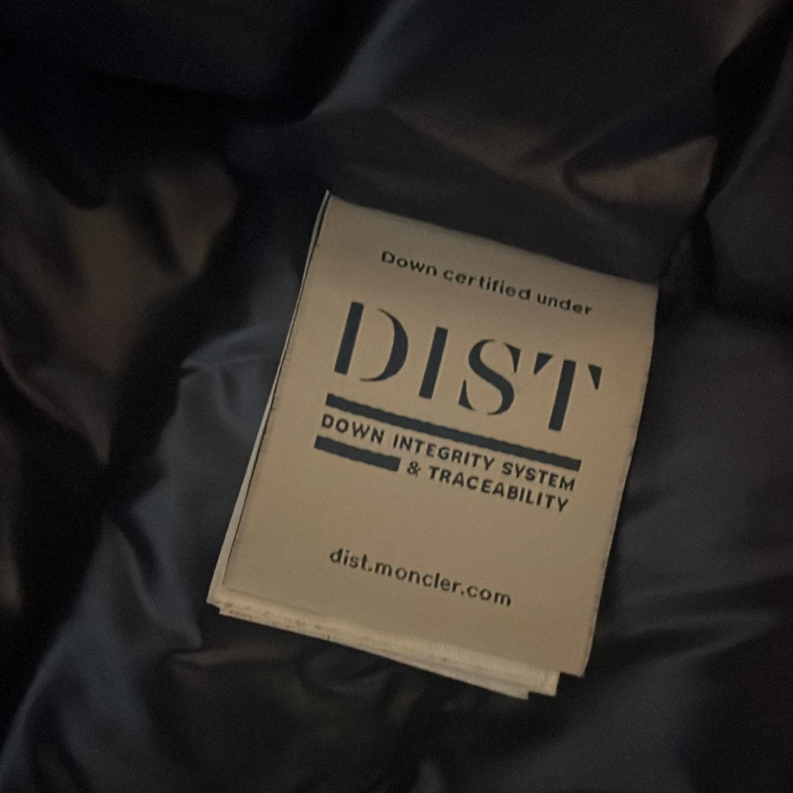 Mörkblå dunväst från Moncler - 1