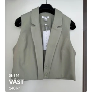 Väst - Strl M