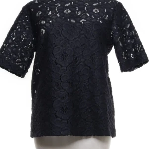 Spetströja - Ny utan prislapp! Spetströja från DKNY  