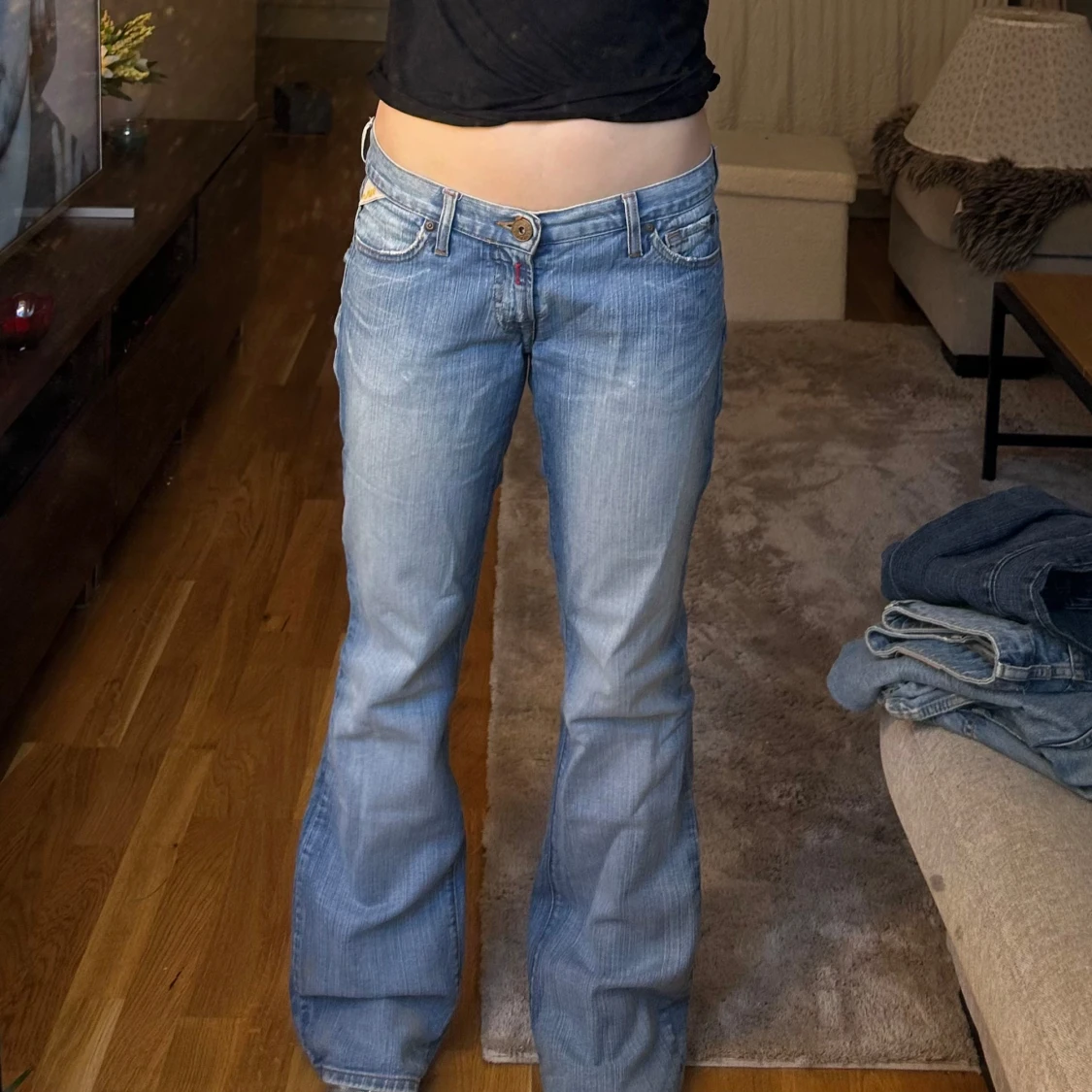 Blå bootcut jeans från Replay
